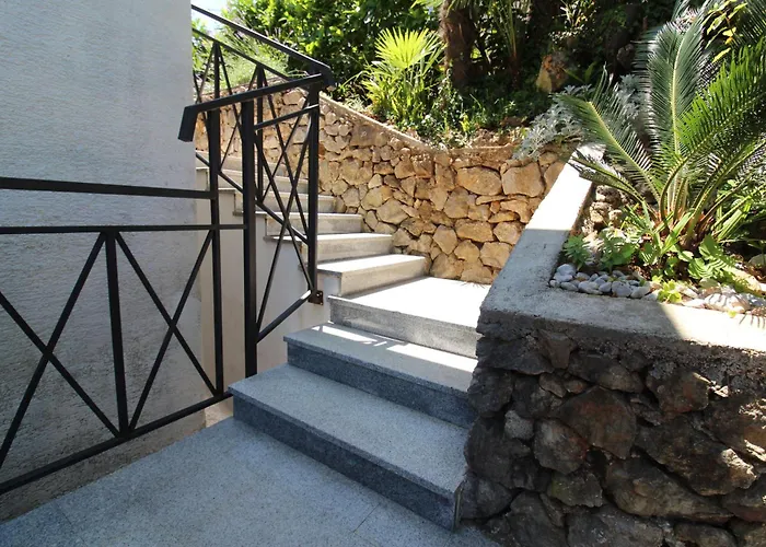 Apartments Seccareccia